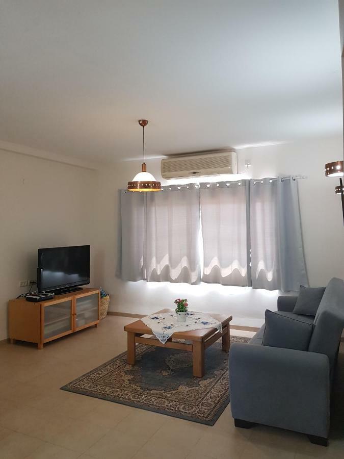 Bertha'S Coffee Appartement Afula Buitenkant foto
